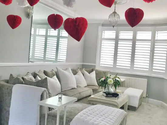 Bishop 7 seater U Shape Corner Sofa With All Scatter Back Cushions Cash On Deivery + Free Home Deivery ( W h a t ‘ s –> a p p 📲 07 49 41 42 80 2 )