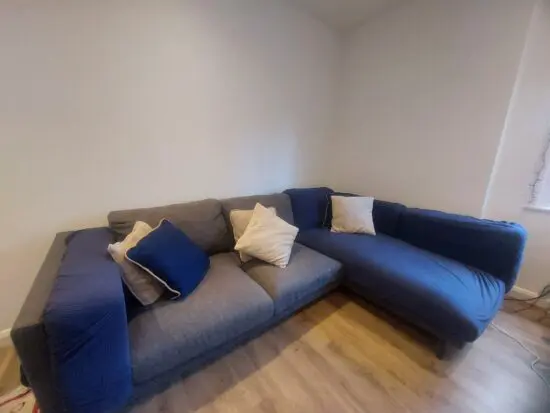 L-shape right hand sofa
