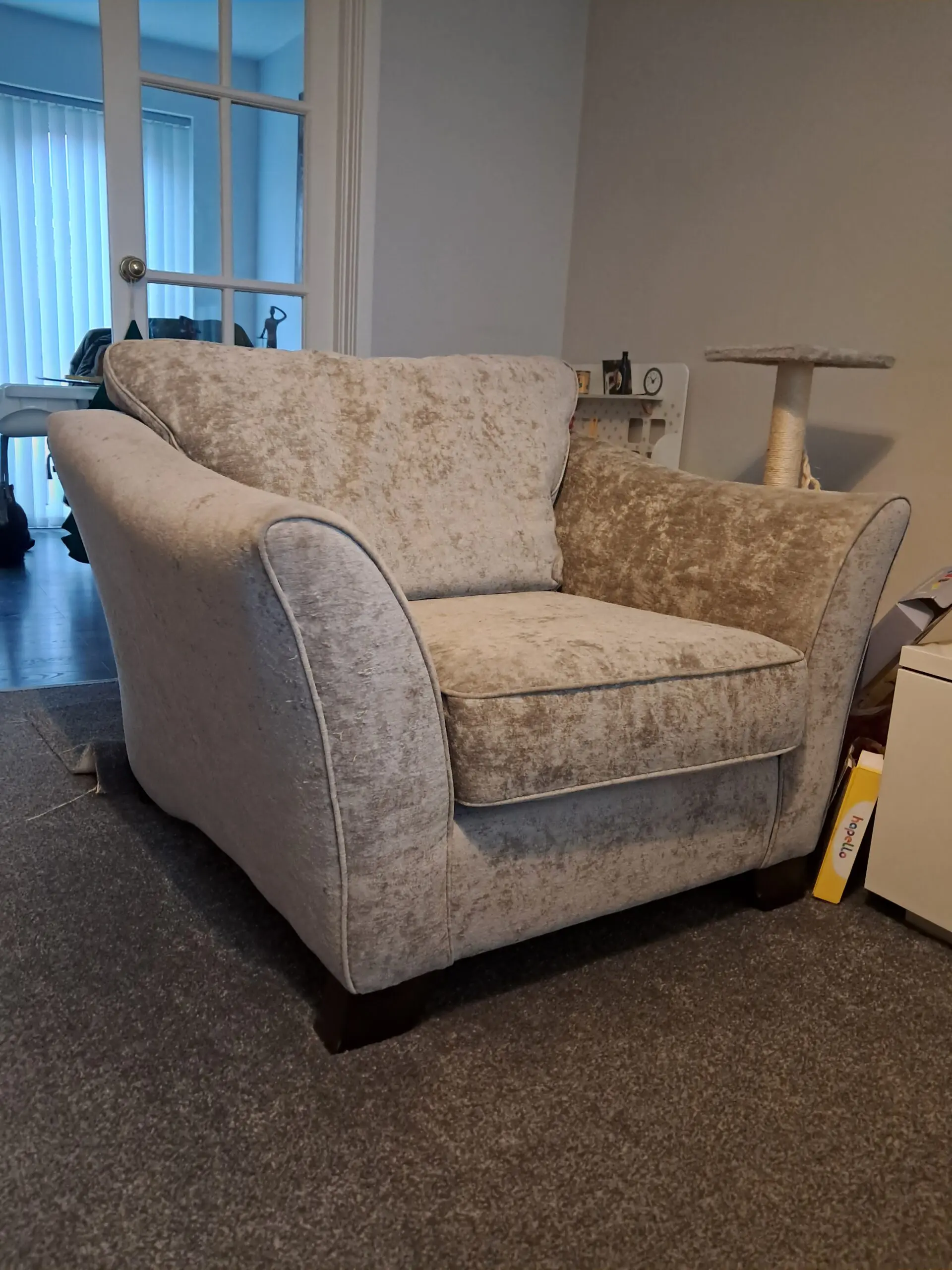 Annalise II 4 STR Split Sofa with Standard Chair and Small Storage Stool