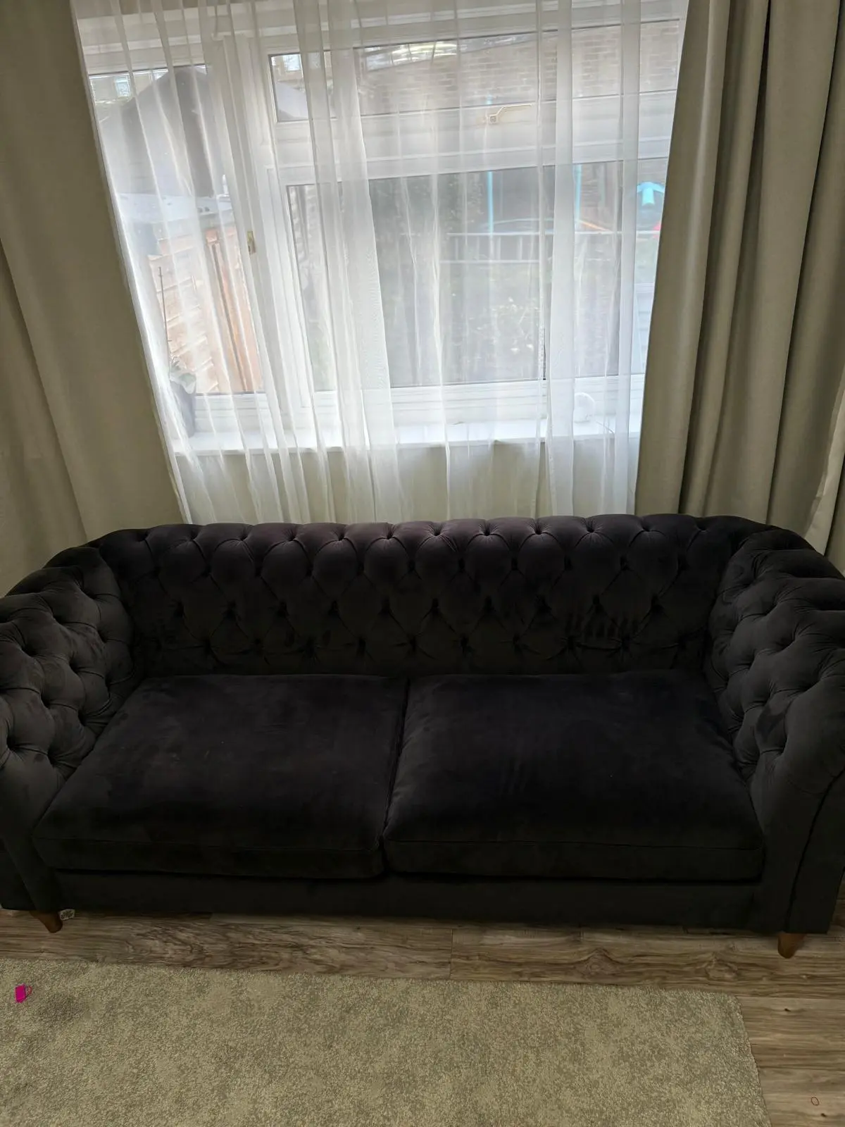 John Lewis Cromwell 4-Seater Chesterfield Sofa Smooth Velvet (Band B) – Charcoal | Dark Wood Legs
