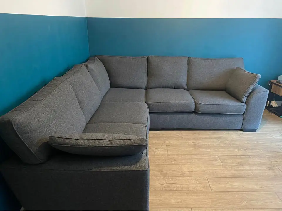 ( W h a t ‘ s –> a p p 📲 07 49 41 42 80 2 ) Light & Dark GREY 5 seater Dual Arm Corner Sofa (Cash On Delivery) + (Free Home Deivery)
