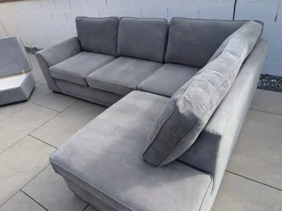 𝗗𝗙𝗦 𝗢𝗿𝗸𝗮 𝗖𝗼𝗿𝗻𝗲𝗿 𝗦𝗼𝗳𝗮 𝗕𝗲𝗱 𝘄𝗶𝘁𝗵 𝗦𝘁𝗼𝗿𝗮𝗴𝗲 𝗙𝗼𝗼𝘁𝘀𝘁𝗼𝗼𝗹