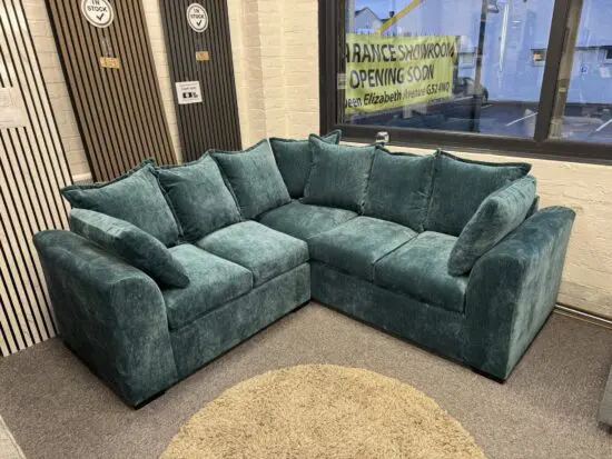 Brand new 5x seater dual arm corner sofa green!!!