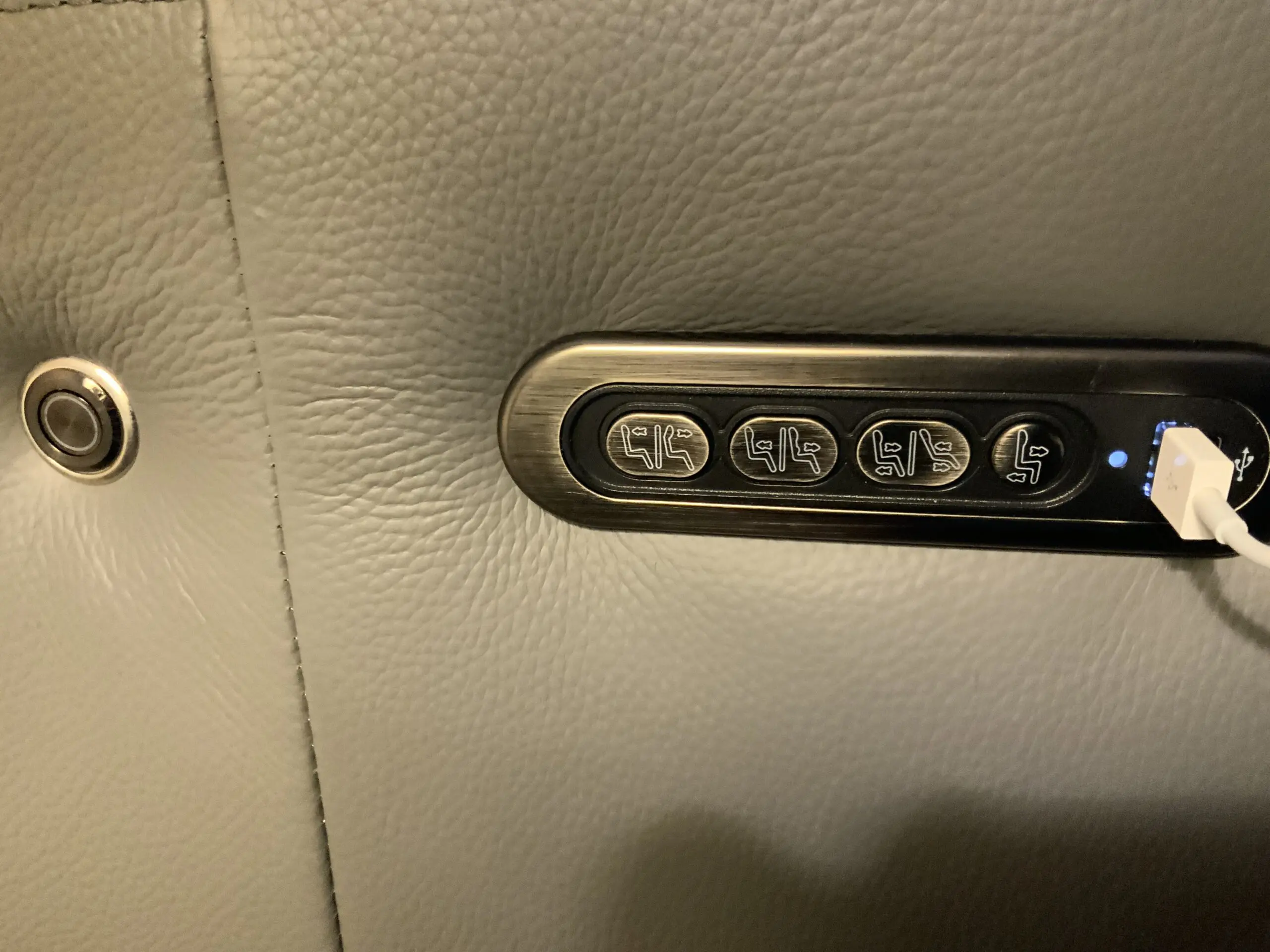 Scs caldbeck grey (macadamia)3 seater sofa and 1 chair