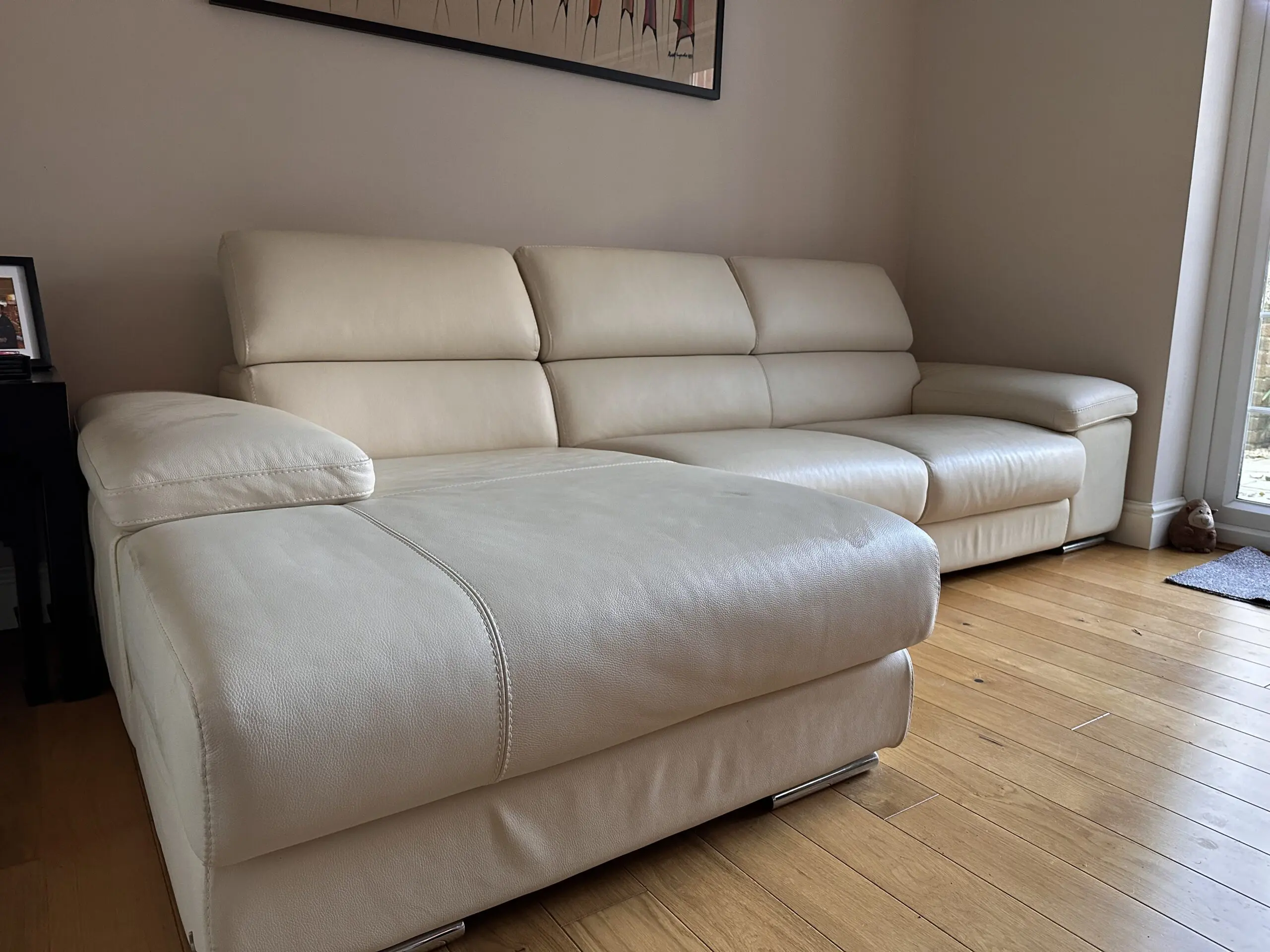 Nicoletti Italian leather sofas