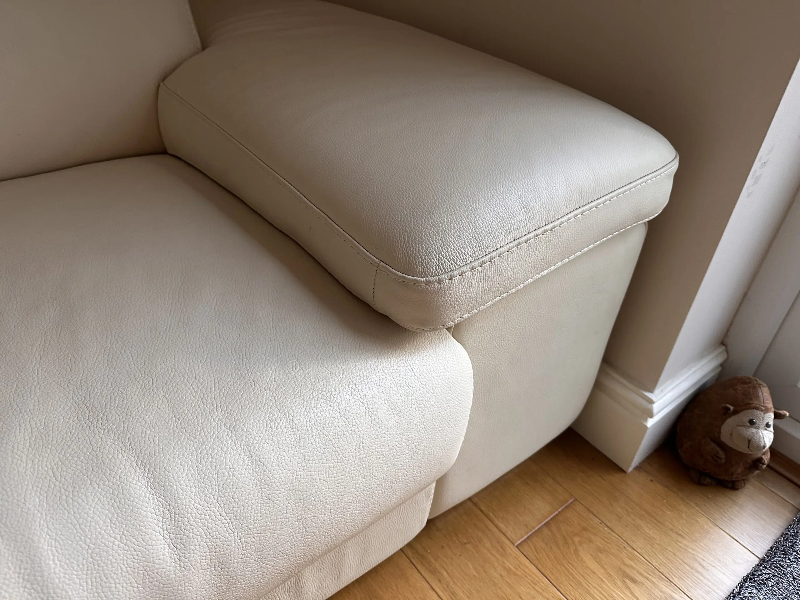 Nicoletti Italian leather sofas