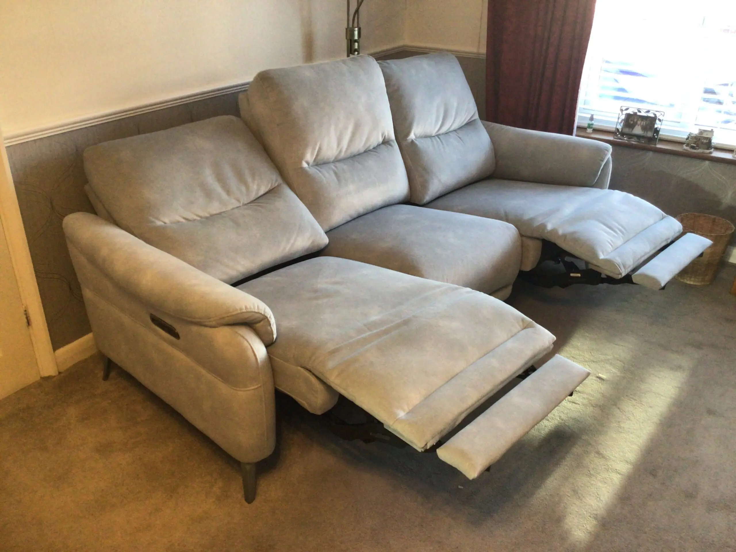 Furniture Village “Daytona” power recliner can Sofa set. Suite comprises 3 seat sofa and two chairs all with usb – 6 months old in Dexter Smoke grey fabric. (Offers/Questions/Feedback welcome)