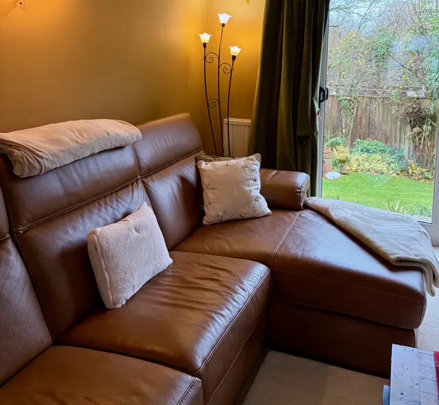 Natuzzi Editions Power Chaise & Recliner Corner Sofa in Leather (caramel colour)