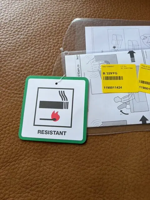 Natuzzi Editions Power Chaise & Recliner Corner Sofa in Leather (caramel colour)