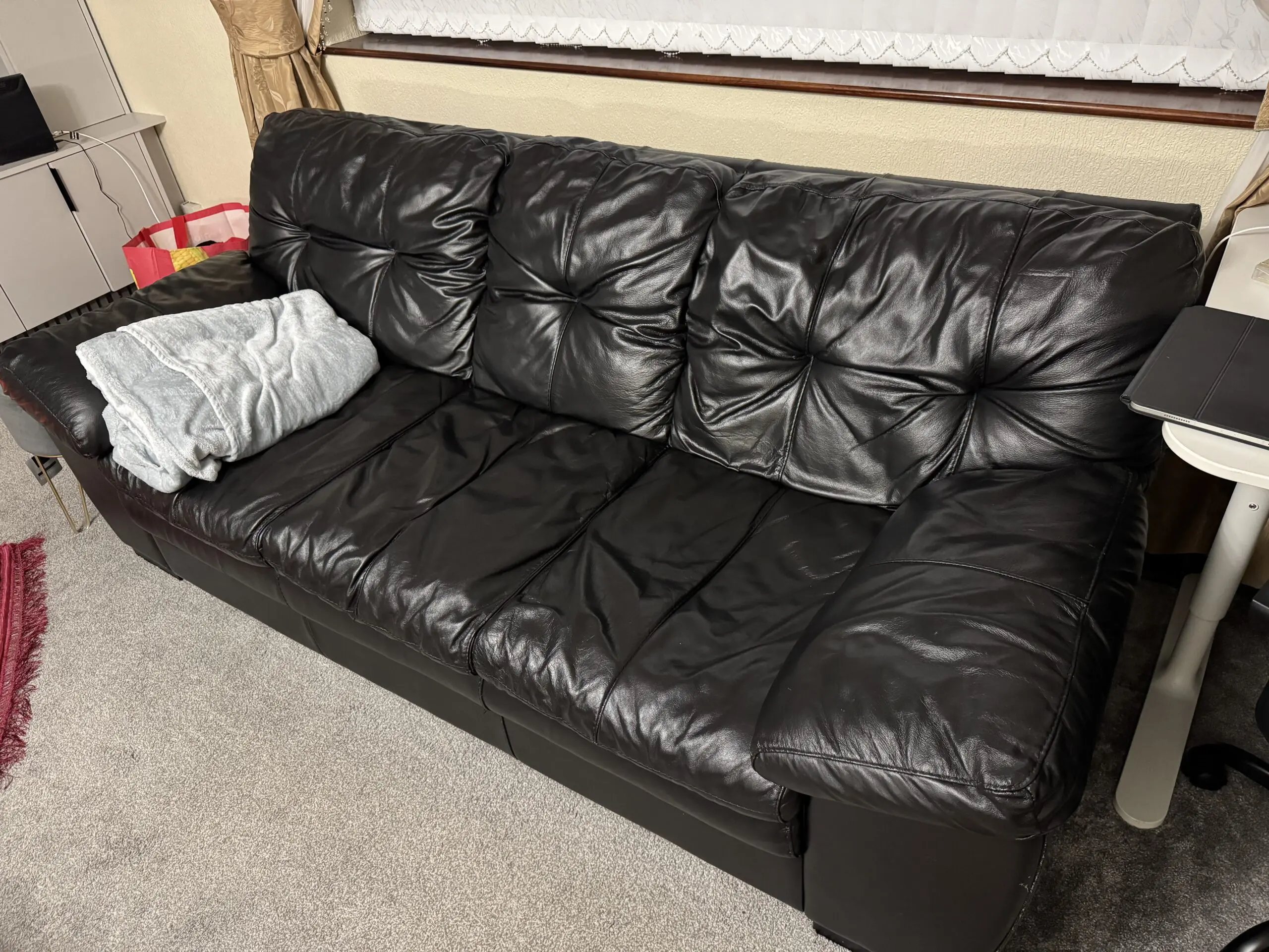 DFS Black Leather Sofa Set