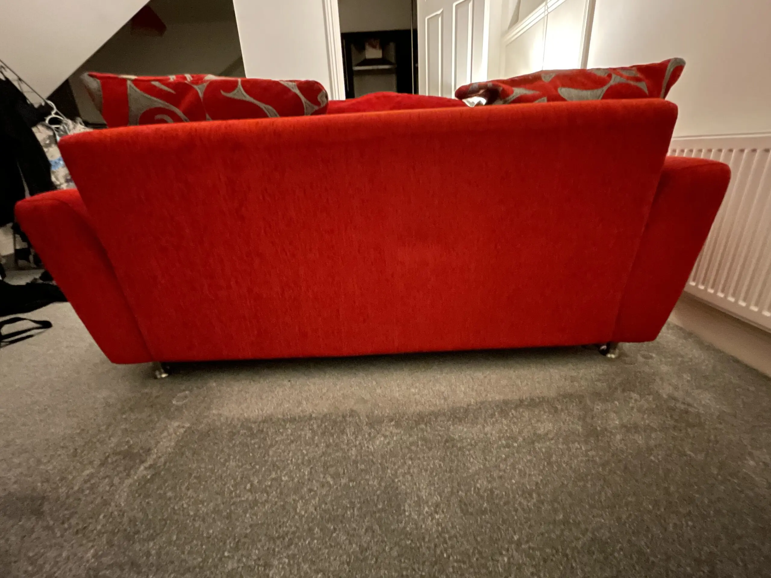DSF Large 2-Seater Red Fabric Sofa with Scatter Cushions