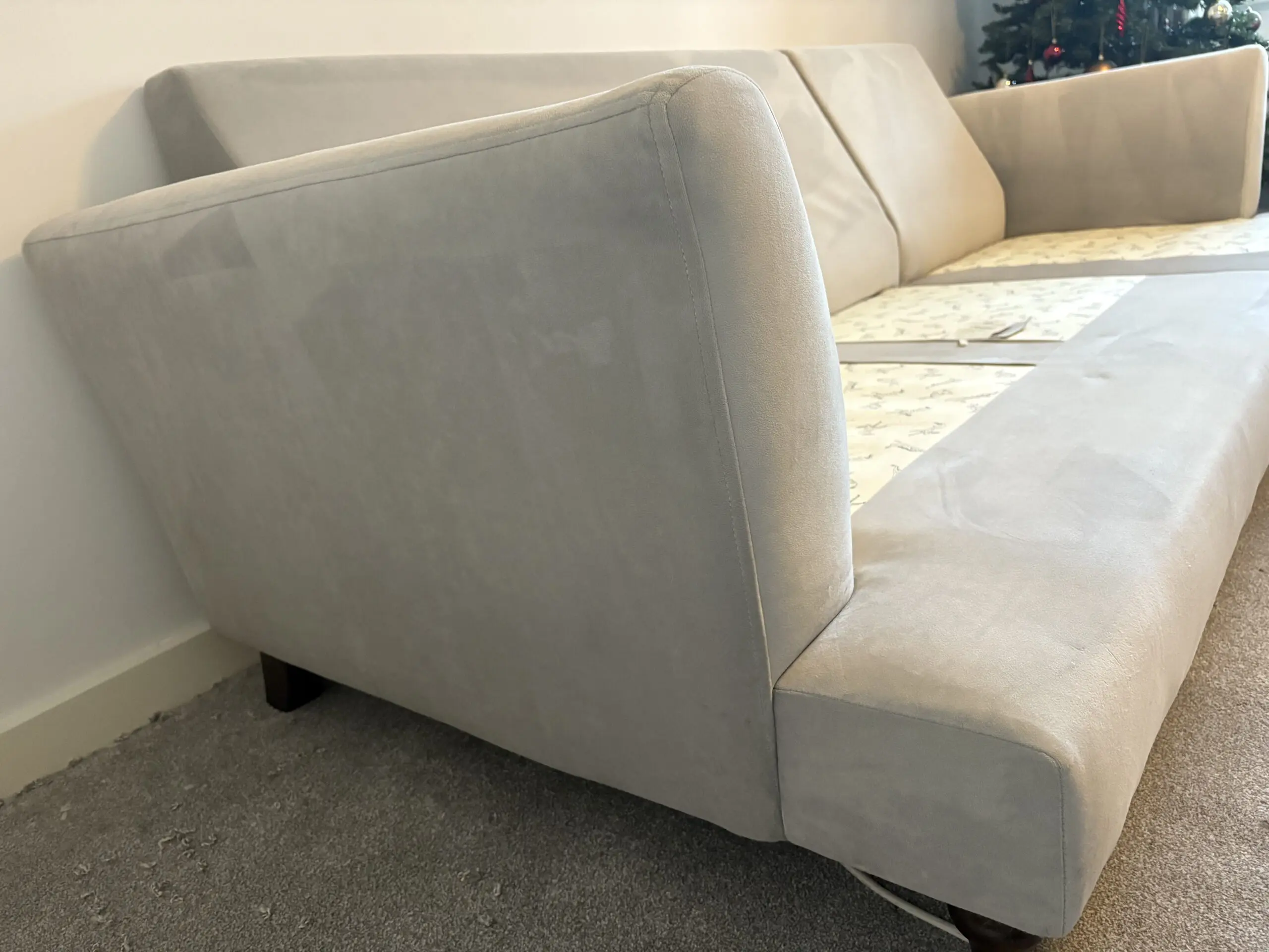 Patterdale Velvet Right Hand Facing Small Chaise Sofa