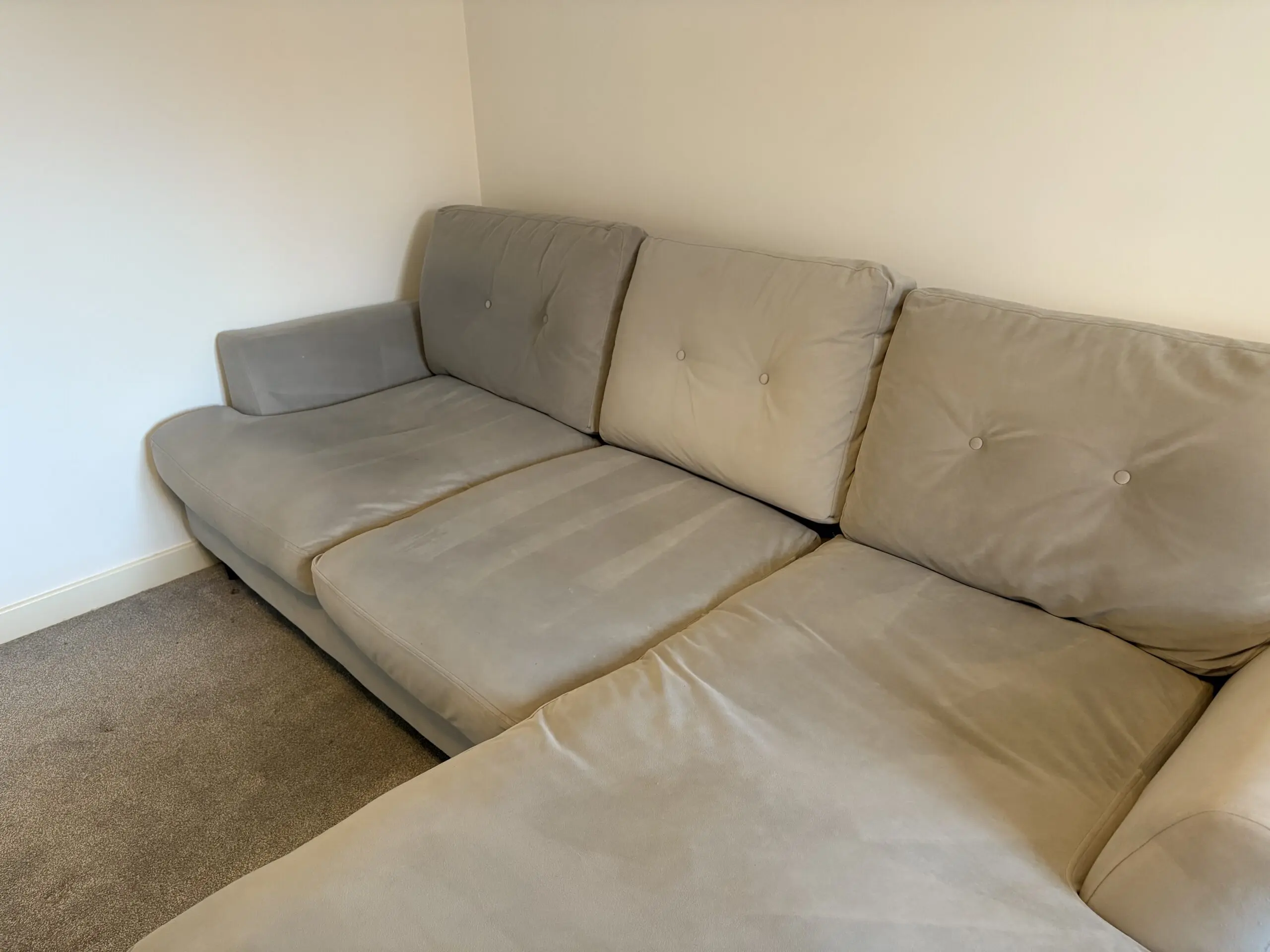 Patterdale Velvet Right Hand Facing Small Chaise Sofa