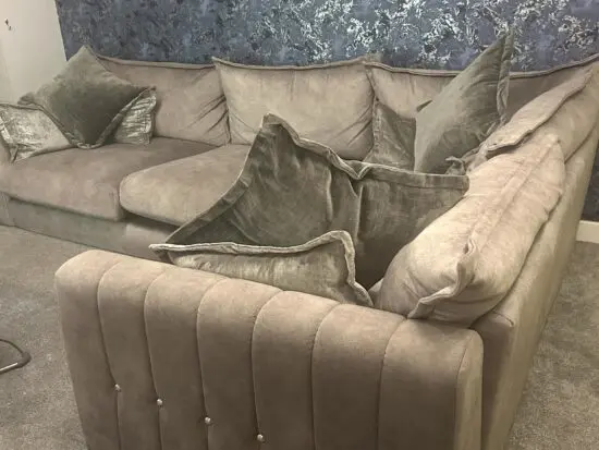 BEAUTIFUL SUEDE GREY SOFE - LIKE NEW