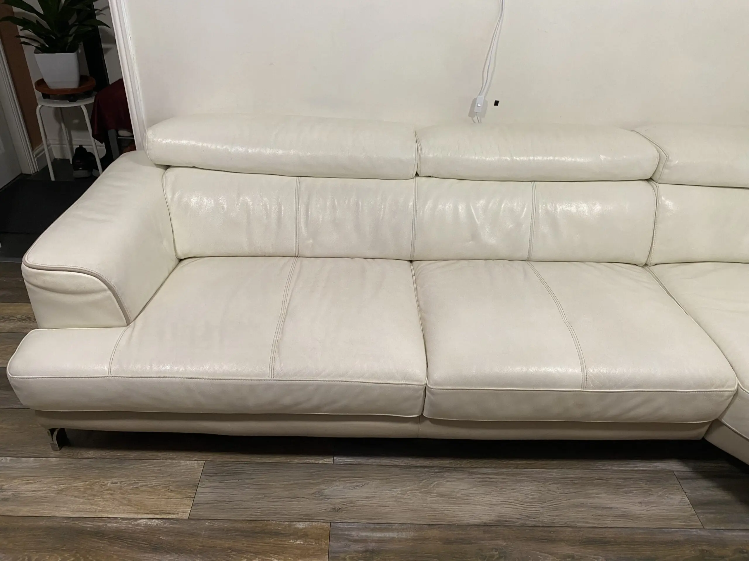 DFS Cream Leather Corner Sofa – For Sale