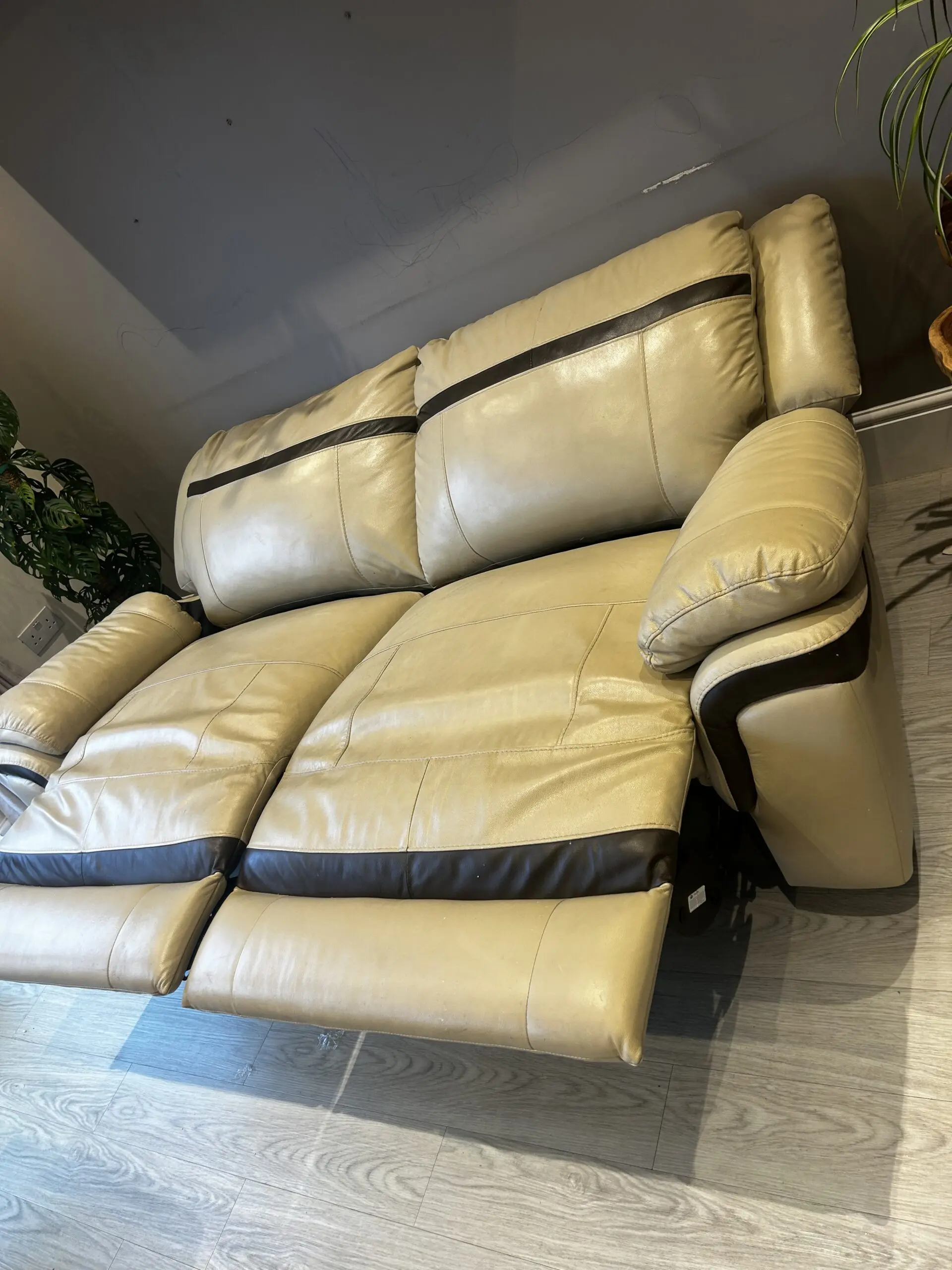Electric recliner leather SCS Sofa