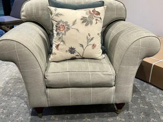 Multiyork Parnell Armchair