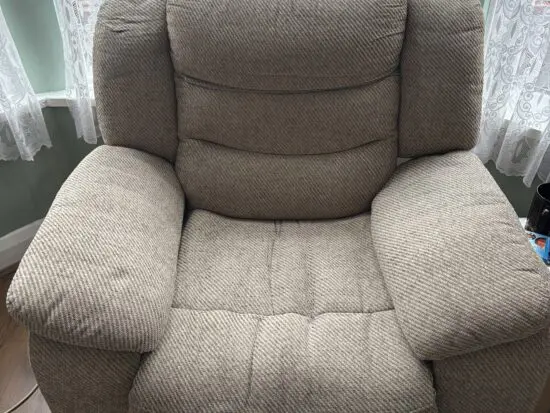 Electric recliners