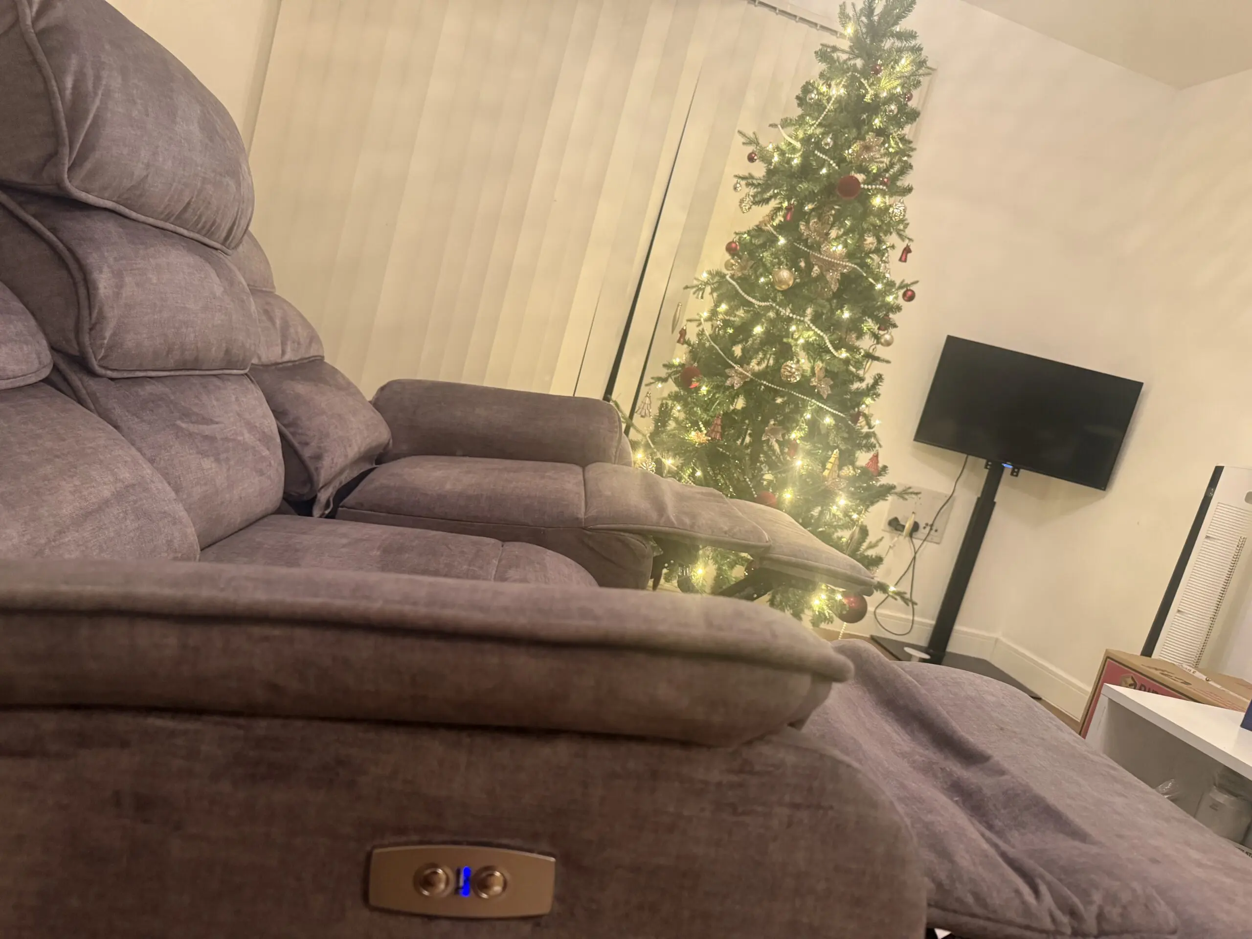 Blanche 3 seater reclining sofa By Lark Manor