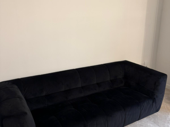 Black 3 piece designer room sofa & 1 large seat