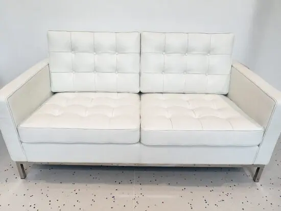 Sofa. Real leather – white. 2 seat. Brand new, excellent condition.