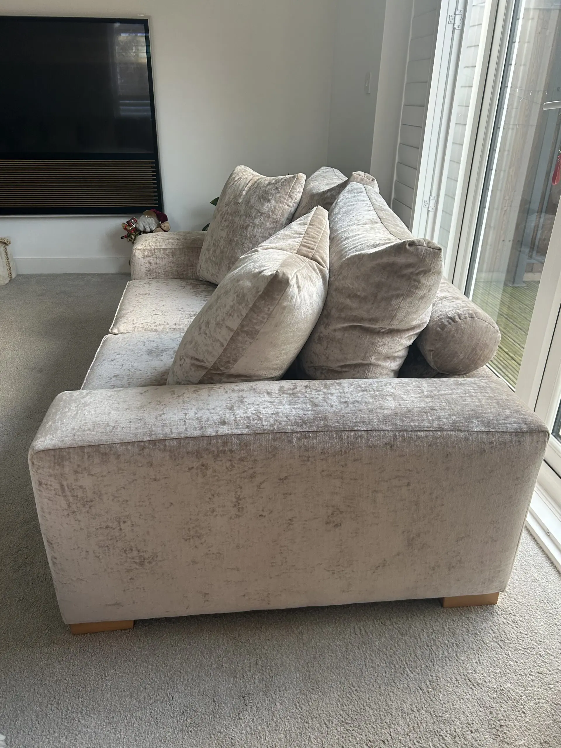 Darling’s Of Chelsea Velvet Sofa