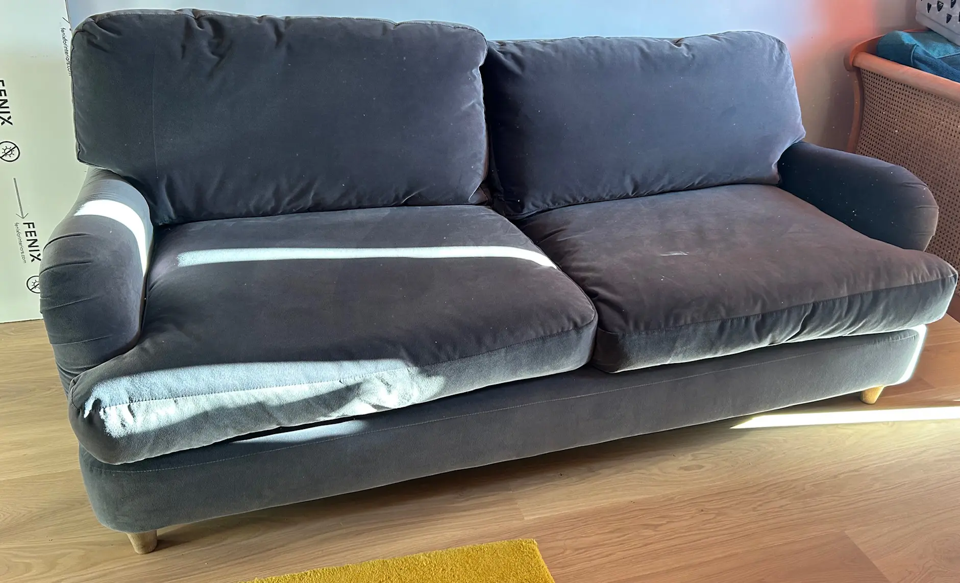 Loaf Medium Jonesy Sofa in Wire wool clever velvet