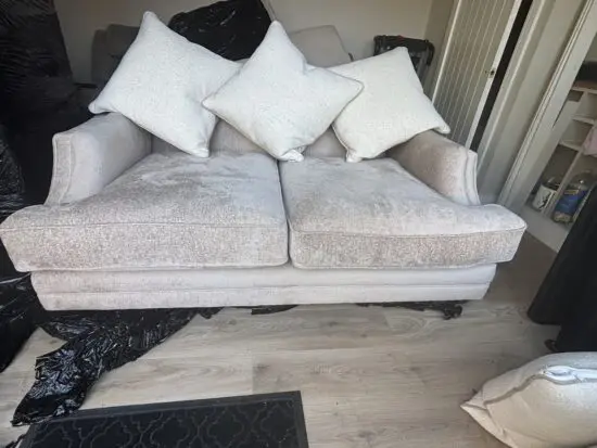 2 seater sofas x2 excellent condition