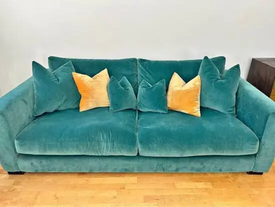 3X grey corner sofa Follow this link to view our catalogue on WhatsApp: https://wa.me/c/447508762120