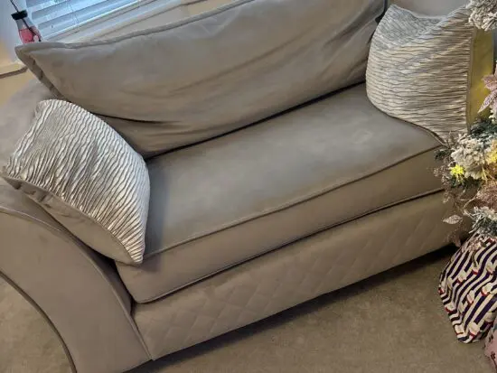 Sofolgy snuggly chair