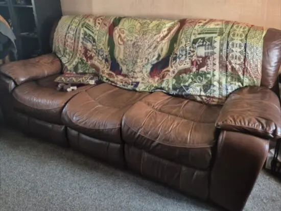 3 + 2 brown leather recliner sofas