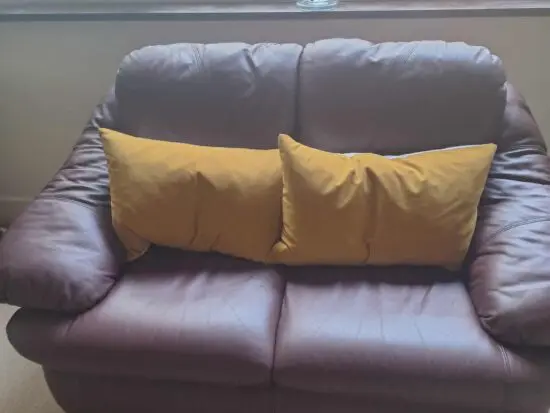 Burgundy brown leather sofa, great condition 2 seater & 3 seatern from pet smoke free home