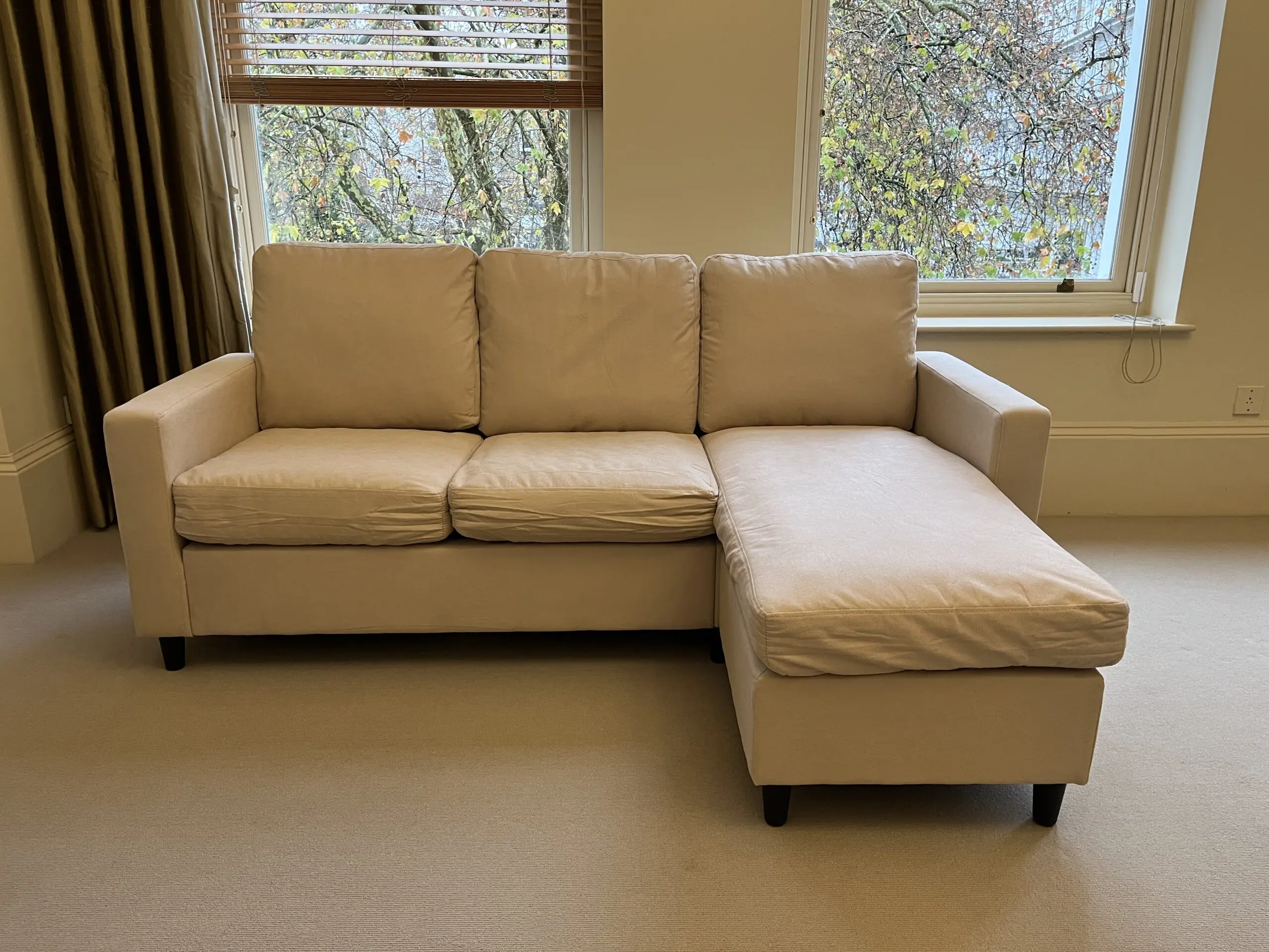 Campbell 3 seater (Daals) in Beige - Brand New, Unused