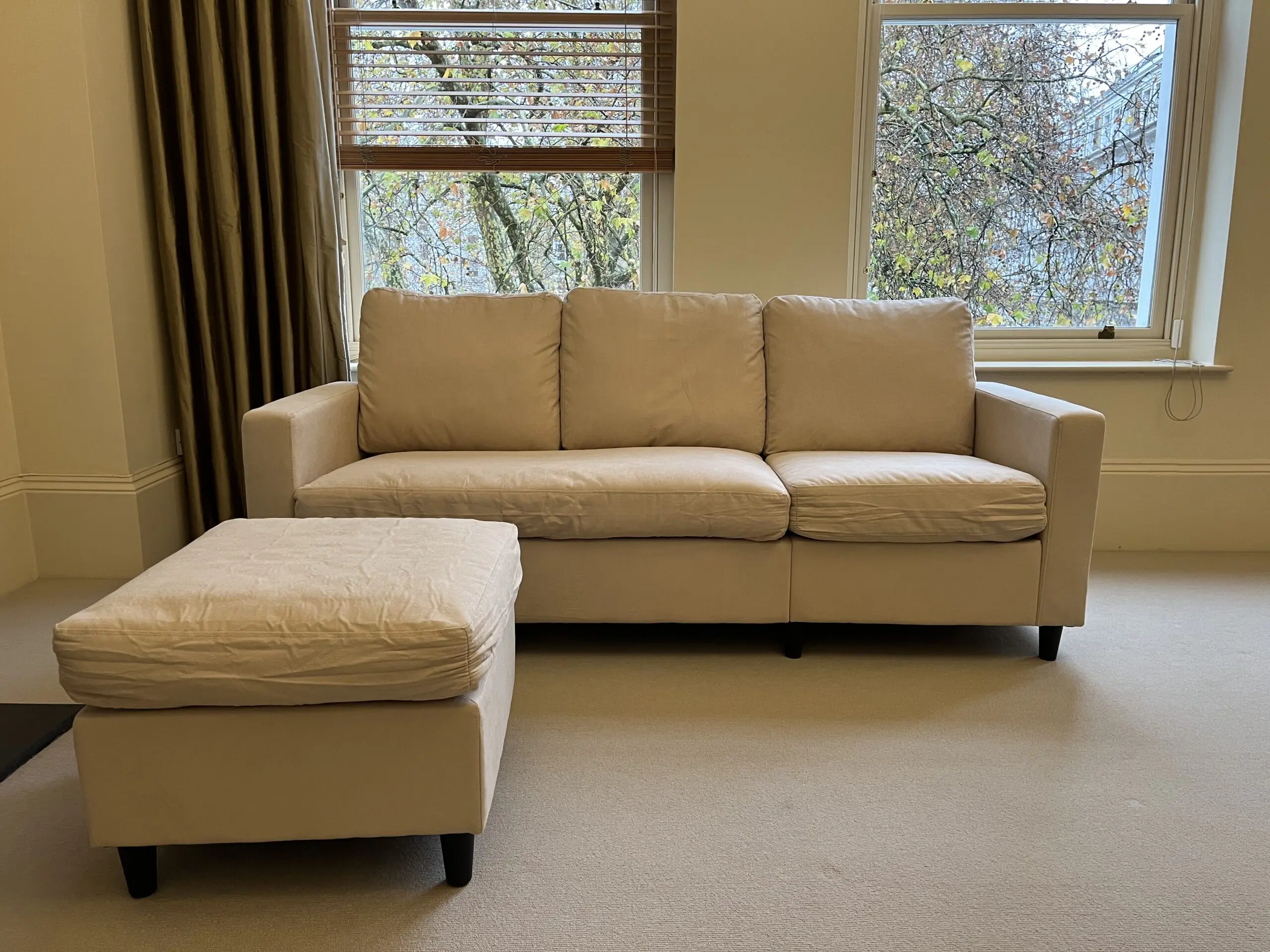 Campbell 3 seater (Daals) in Beige - Brand New, Unused