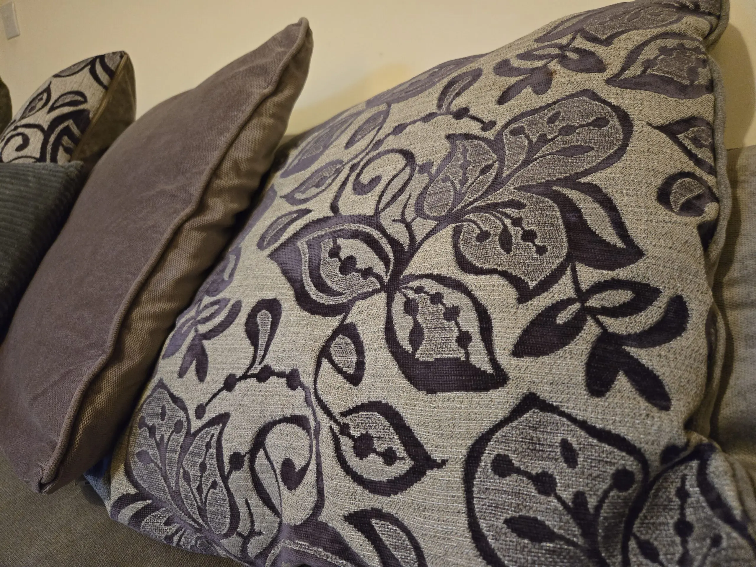 Large Fabric Corner Sofa – Grey (Scatter-Back)