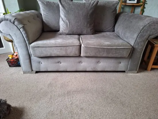 Pillow back chesterfield sofa