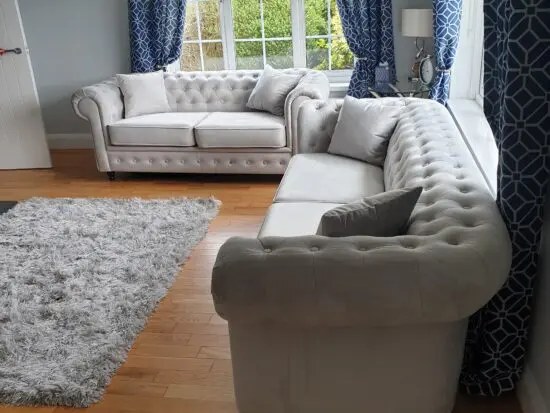 𝐂𝐡𝐞𝐬𝐭𝐞𝐫𝐟𝐢𝐞𝐥𝐝 𝟑+𝟐 Sofa Set
