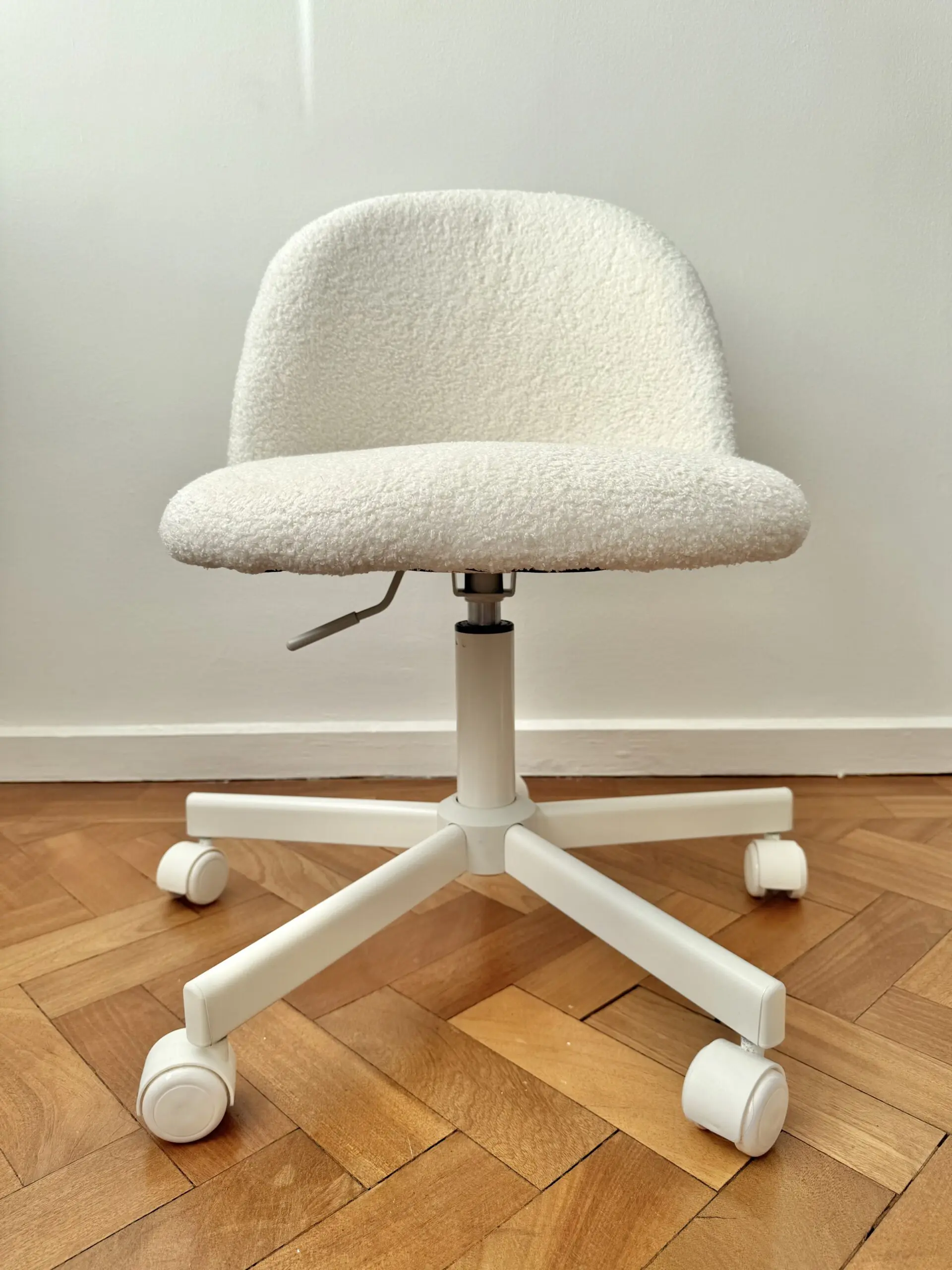 Cream Teddy swivel chair