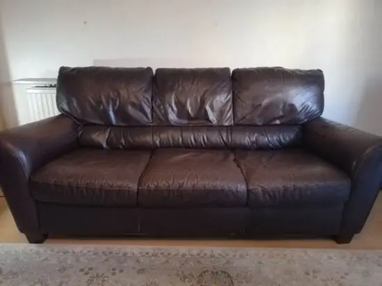 Set of 3 piece Ikea Dark brown leather sofas (1,2,& 3 seaters), very sturdy, in good condition.