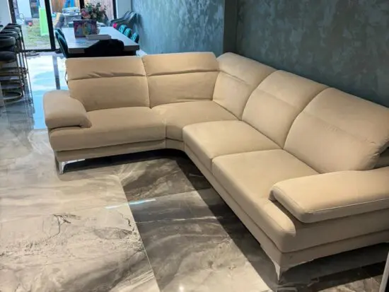 Natuzzi cream corner sofa- immaculate