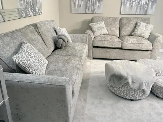 Grab this 3+2 Sofa Set For Sale