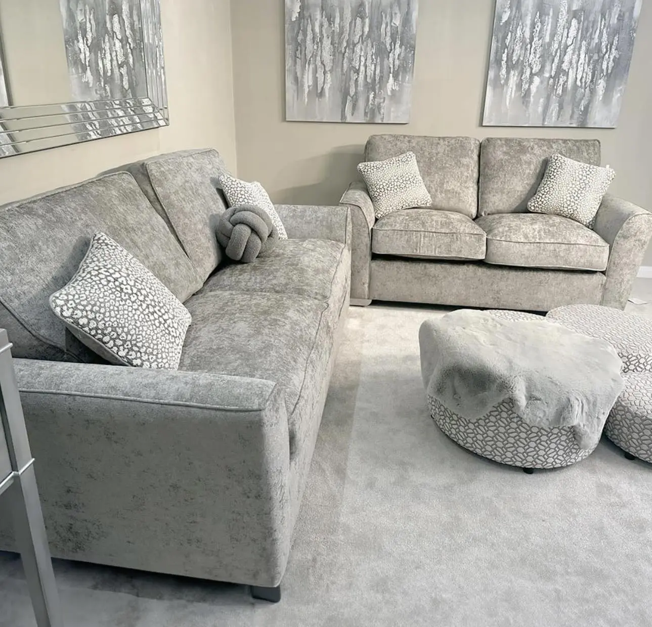 Grab this 3+2 Sofa Set For Sale