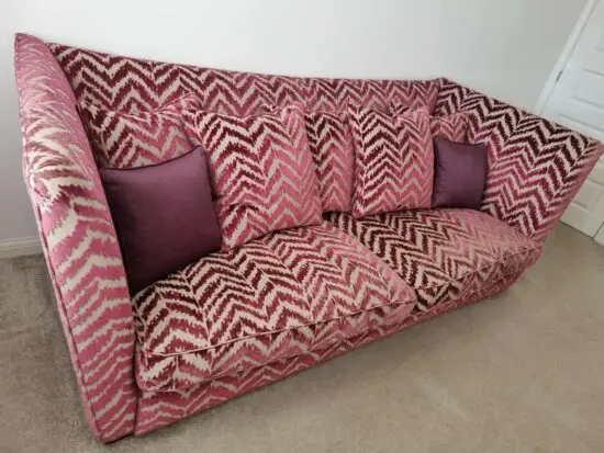 Sofology 4 seater Dark pink and gold patterned