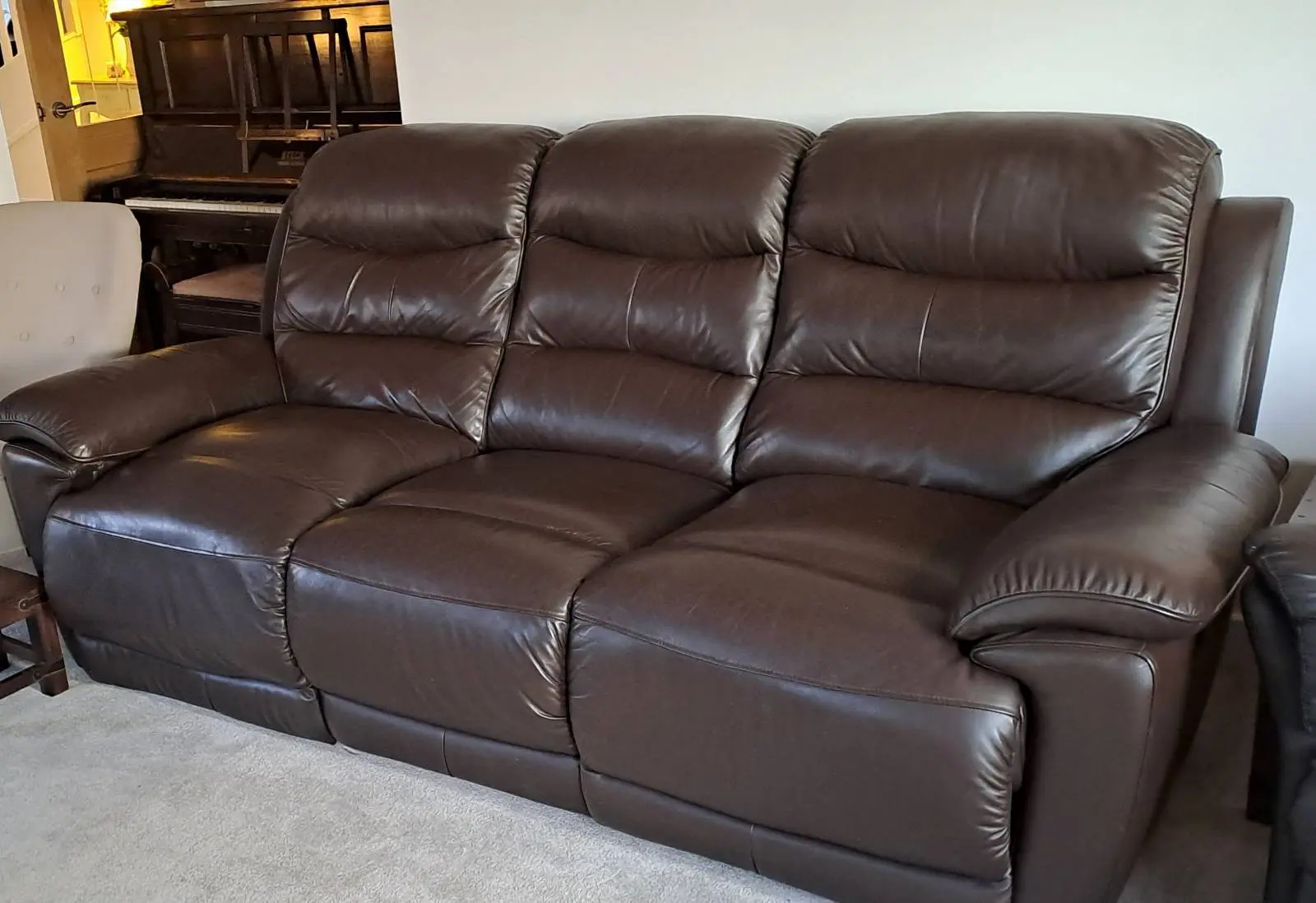 DFS Landos brown leather recliner sofa set