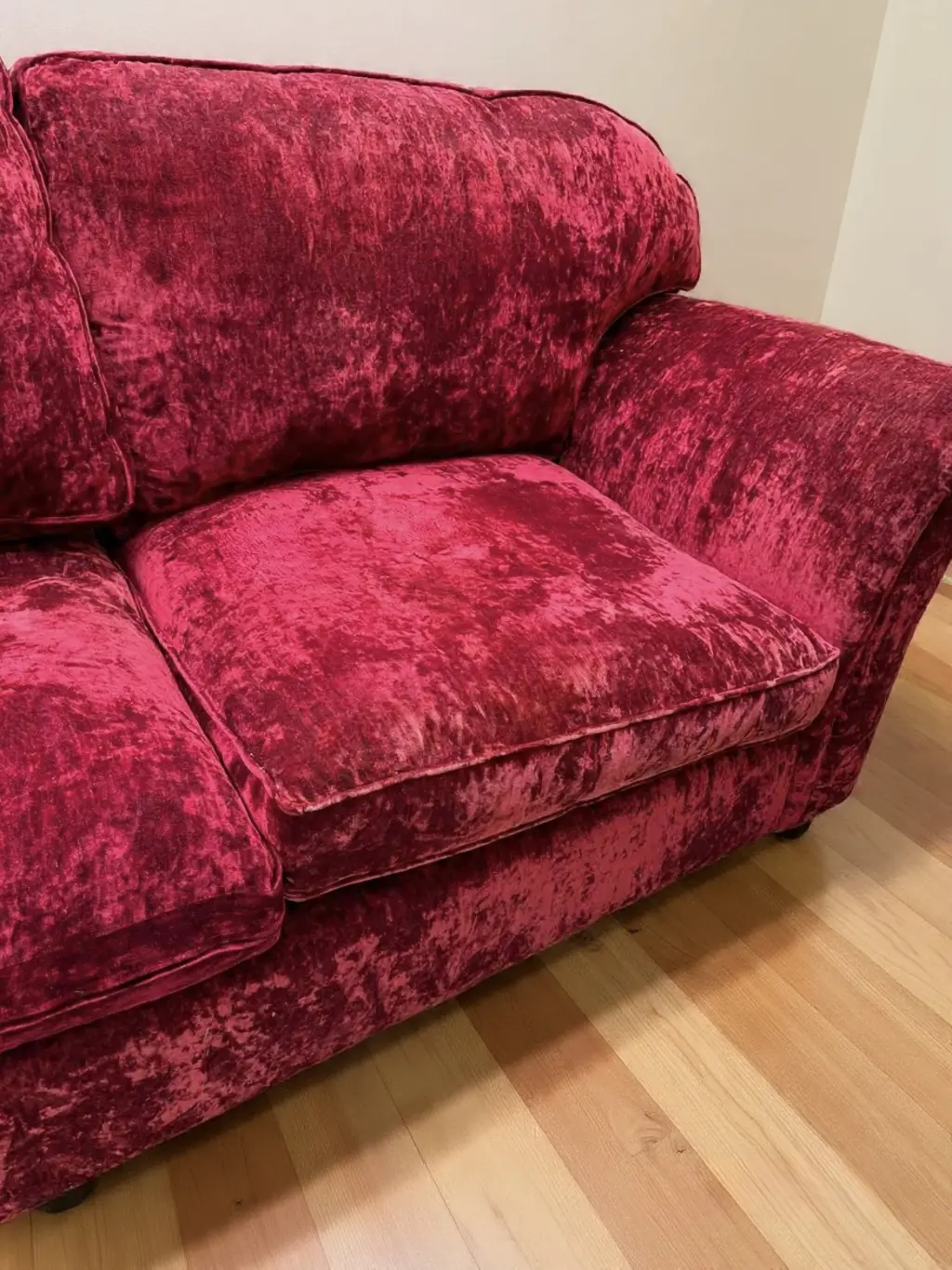 Laura Ashley Mortimer Cranberry Crushed Velvet Large 2 Seater Sofa (inc Feet)