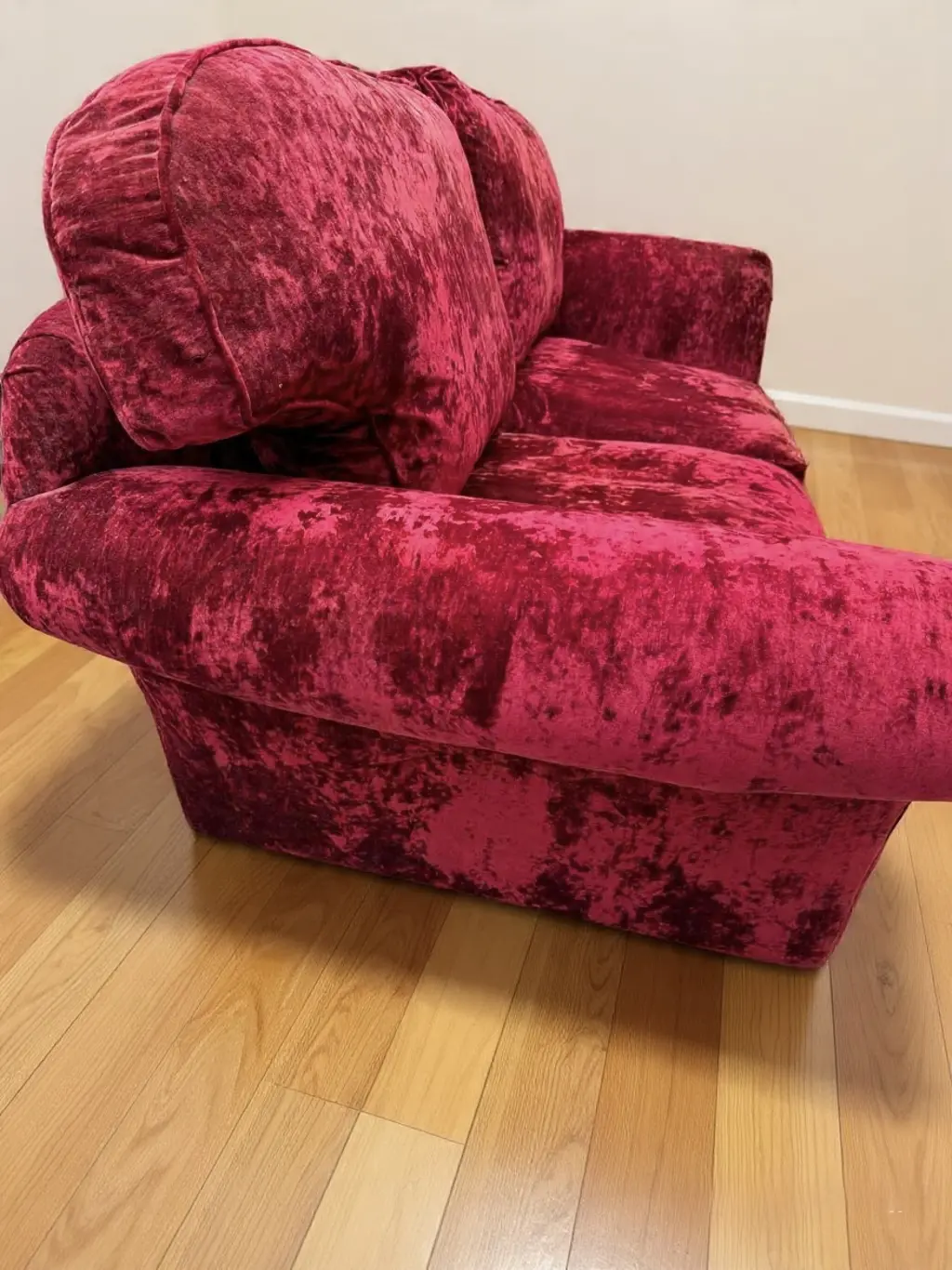 Laura Ashley Mortimer Cranberry Crushed Velvet Large 2 Seater Sofa (inc Feet)