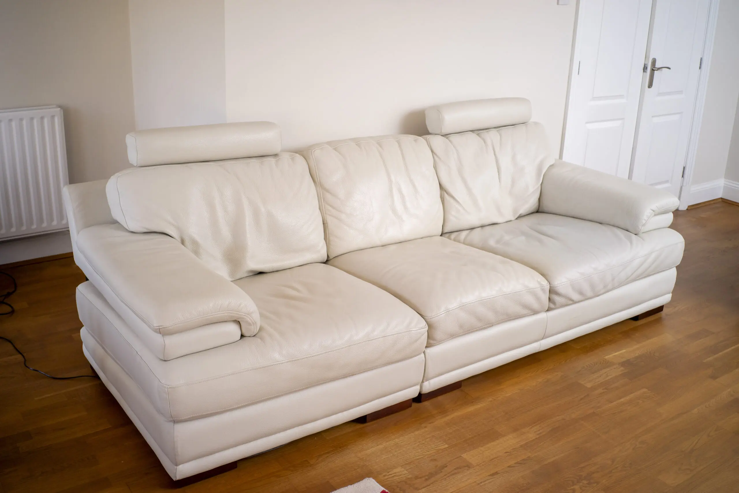 sophology, ivory, 4 piece sofa set.