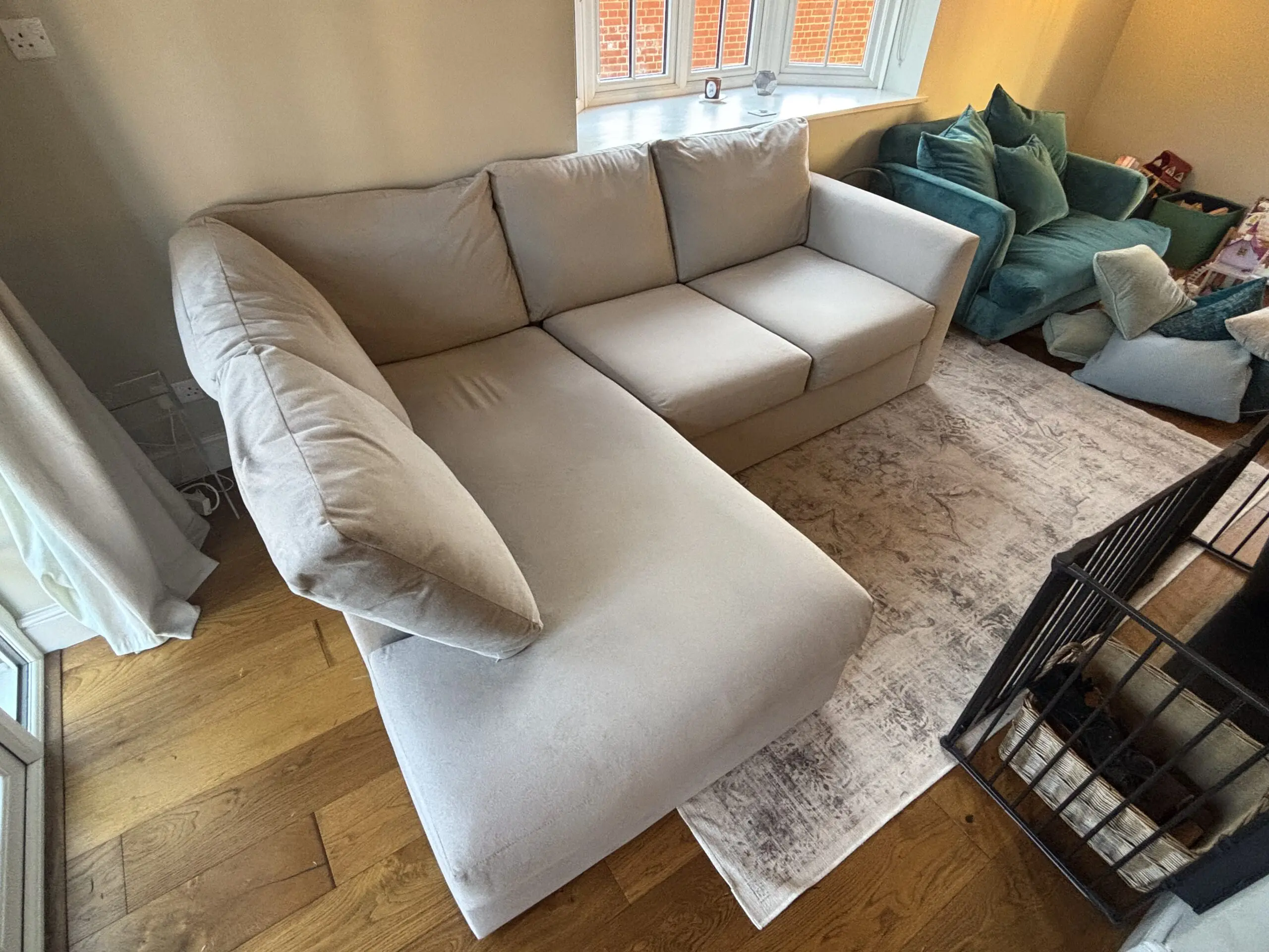 Darlings of Chelsea Portland in Pearl 4 seater corner sofa