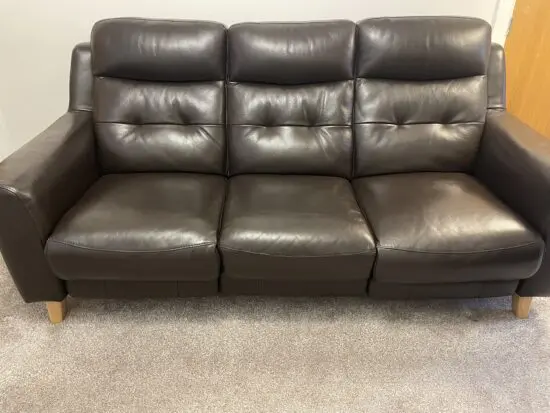 A 2 seater and a 3 seater settee