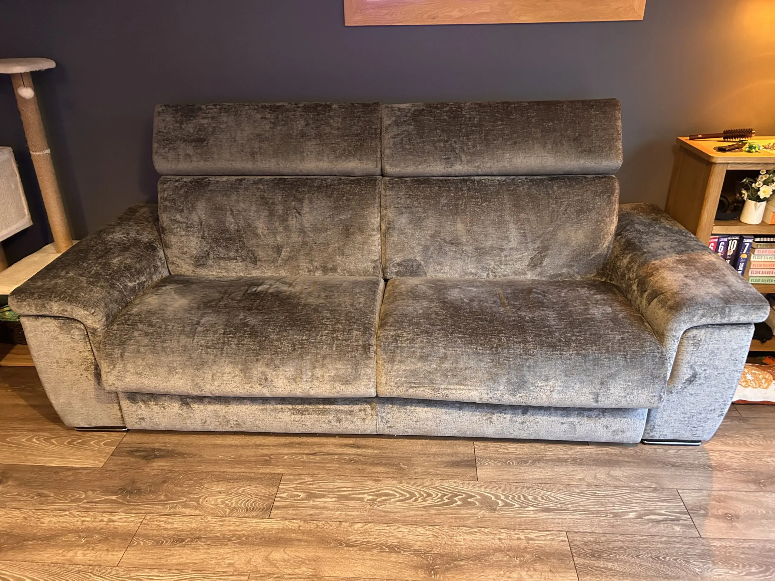 Scs 4 seater sofa bed with square arm rest